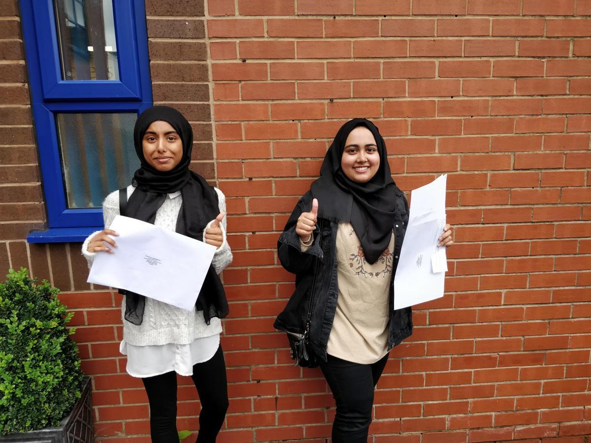 Bolton Muslim Girls School Is One Of The Country S Best For Progress The Bolton News