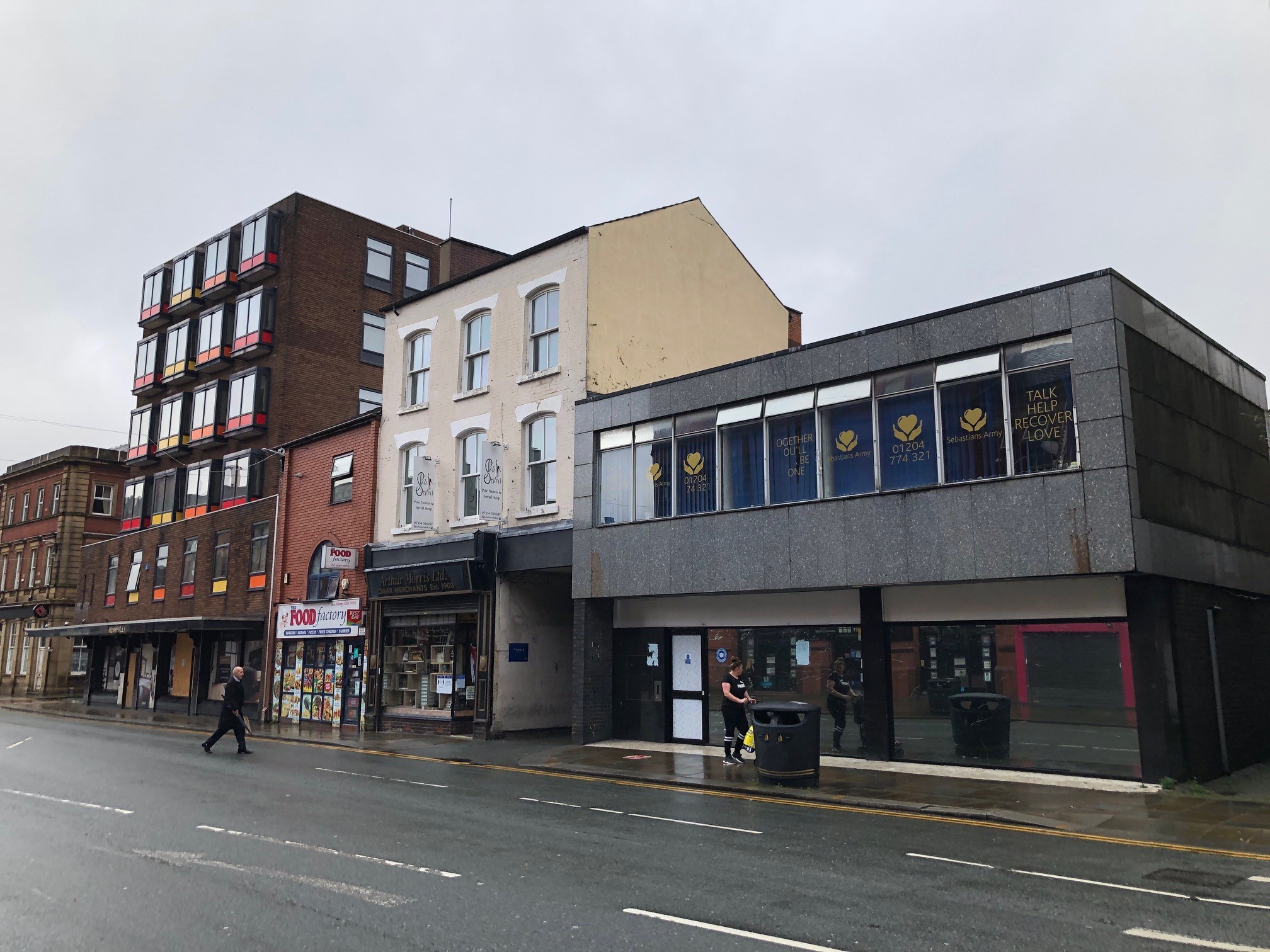 Late night bar plans on Bradshawgate submitted once again | The Bolton News